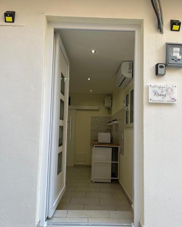 Al Rifugio Di Rosmy Apartment Bari Exterior photo